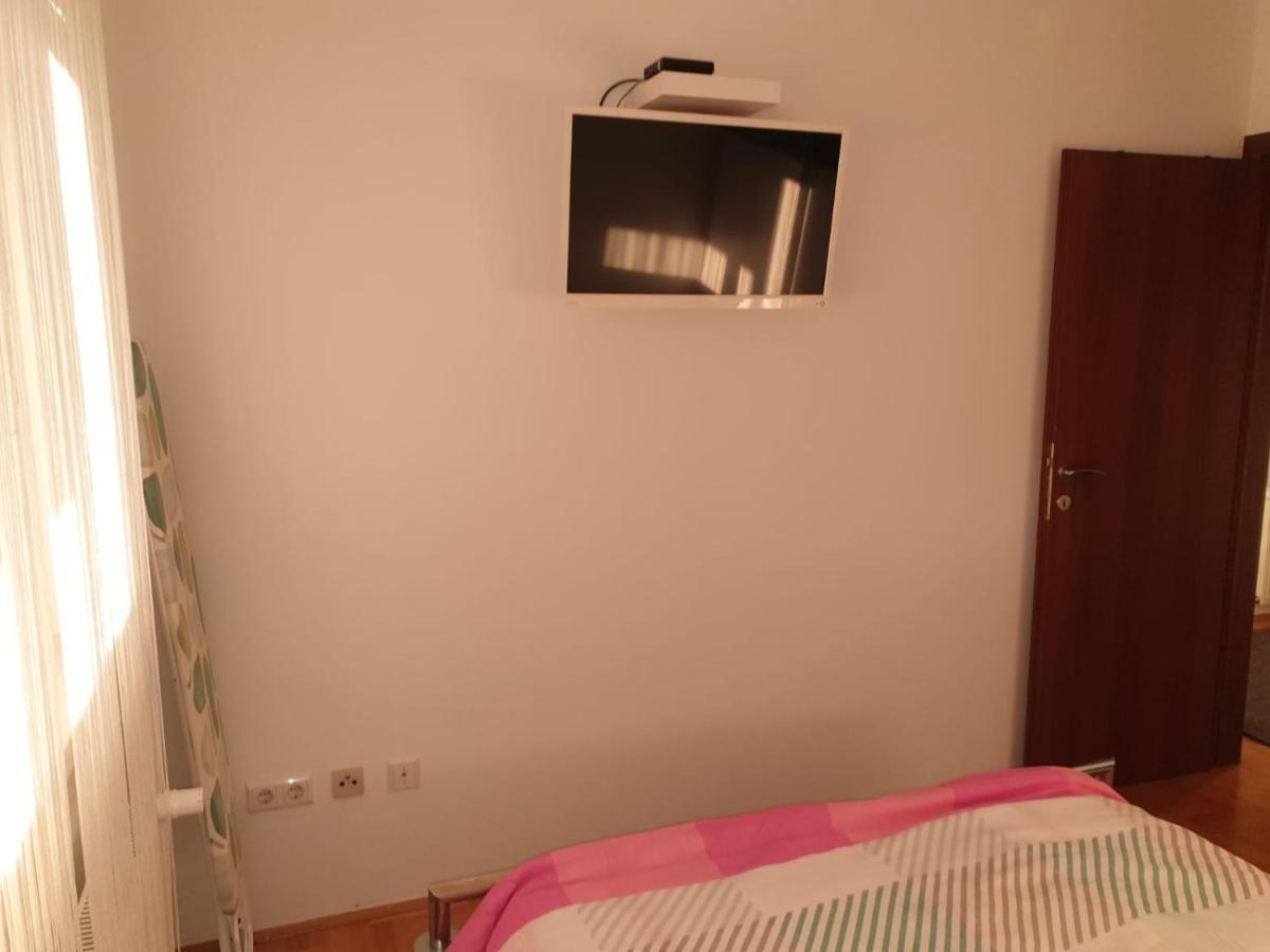 Apartman Dzakula ซาเกร็บ ภายนอก รูปภาพ